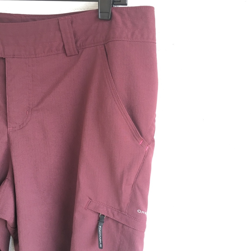 Size 12 maroon Capri Columbia quick dry pants